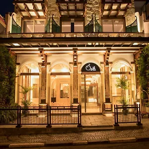 4* 酒店 The Radh